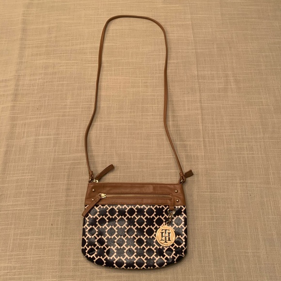 Tommy Hilfiger Graphic Crossbody